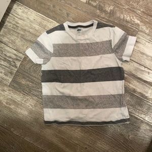 Old Navy shirt boys